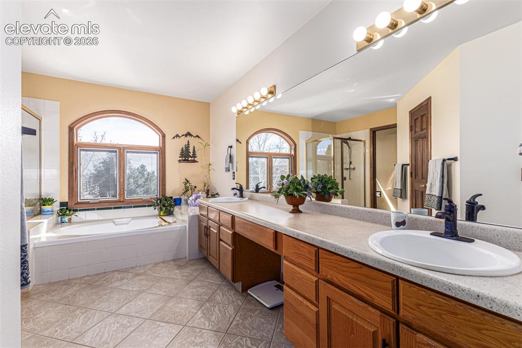 14460 Bermuda Dunes Way