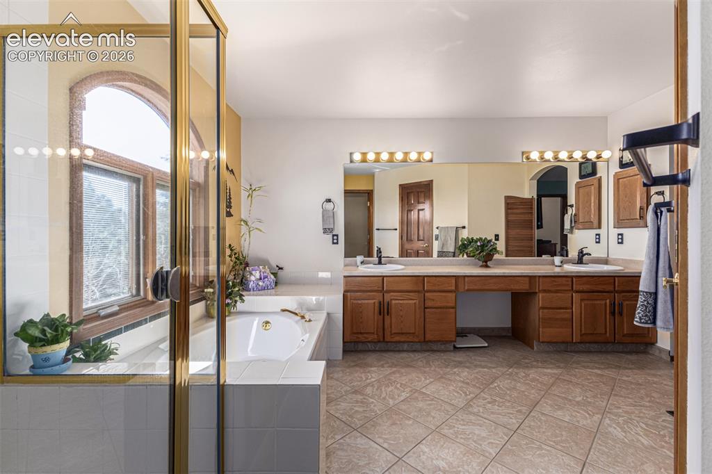 14460 Bermuda Dunes Way
