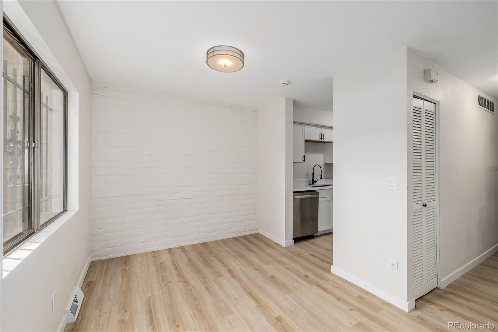 1060 S Parker Road Unit: 28