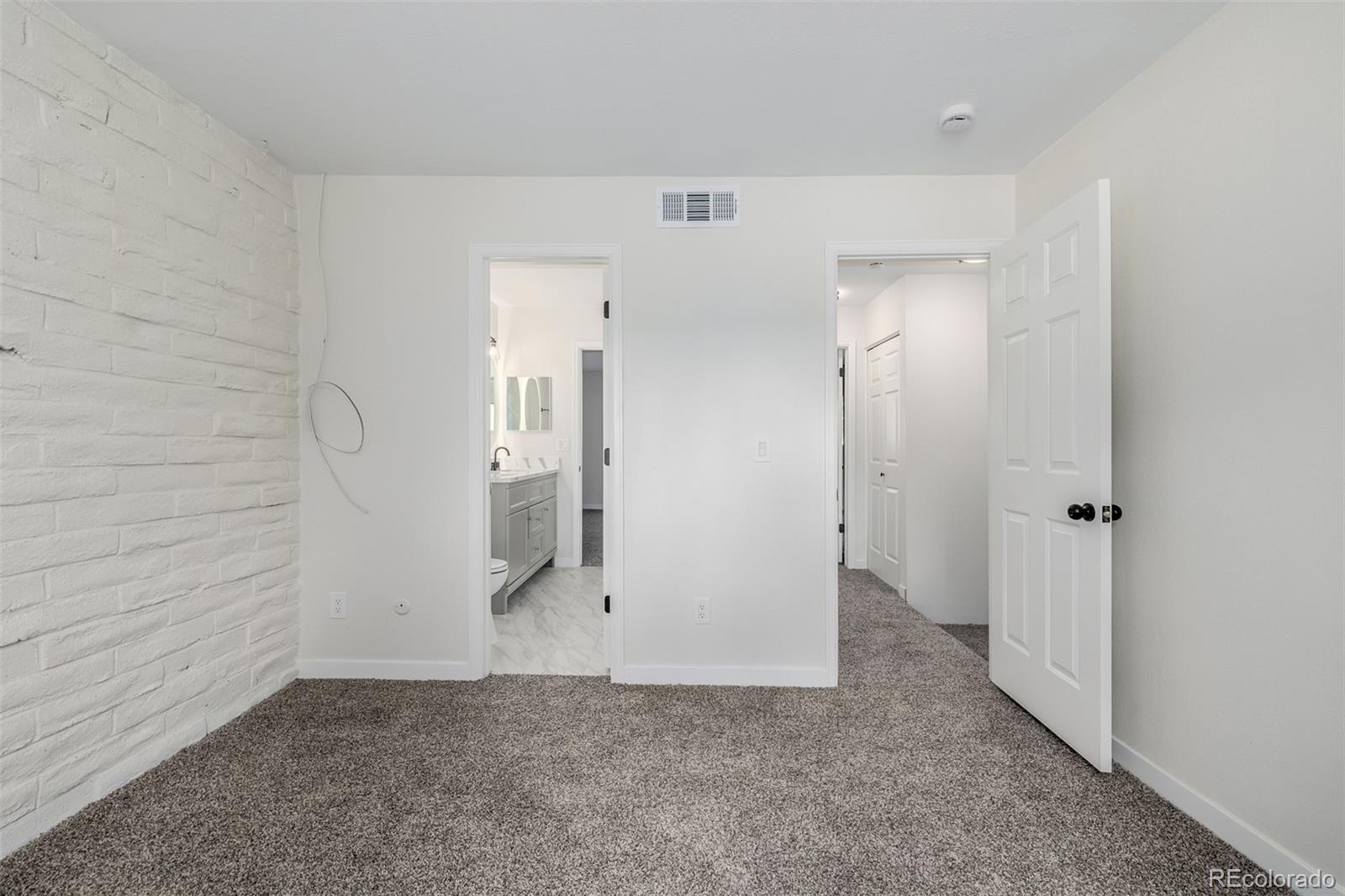 1060 S Parker Road Unit: 28