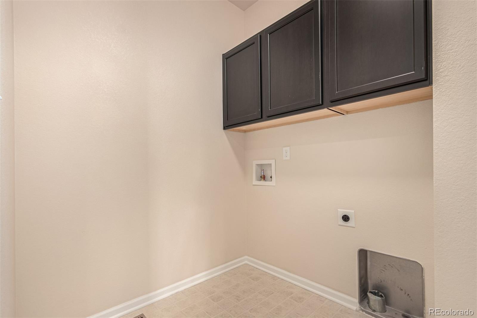 13015 Tamarac Place
