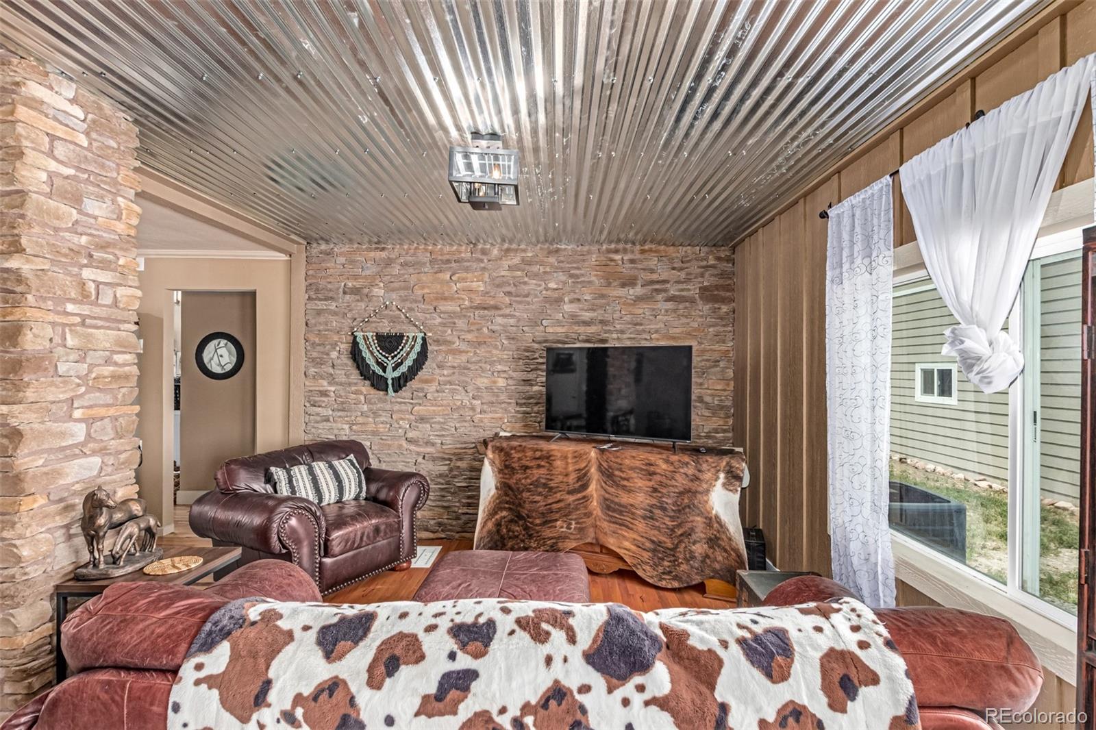 22857 Highway 138
