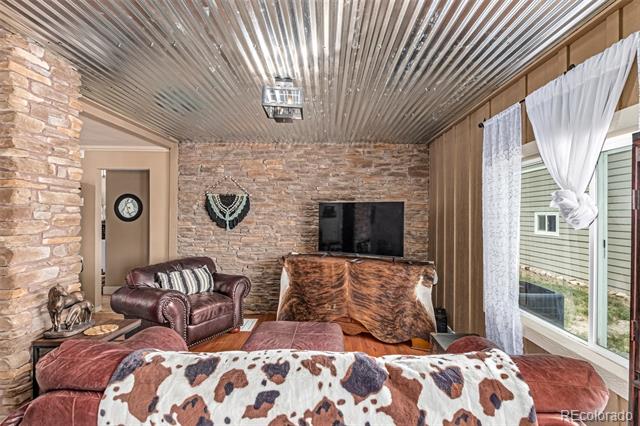 22857 Highway 138