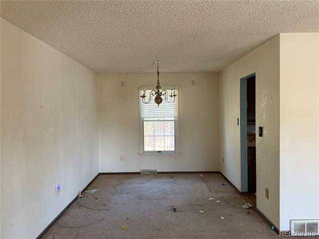 2545 S Eagle Circle