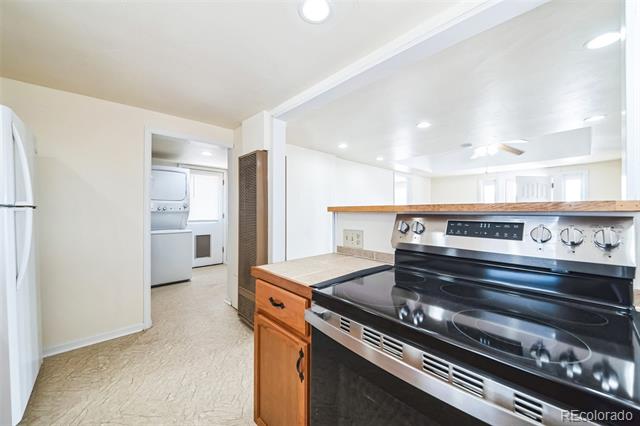 345 E Woodward Avenue