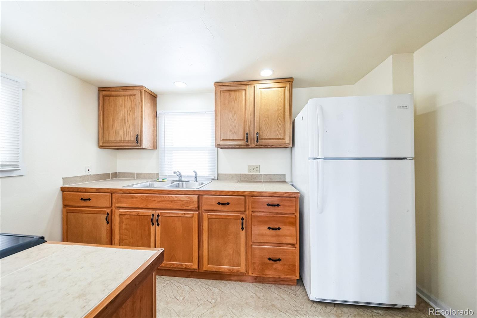 345 E Woodward Avenue