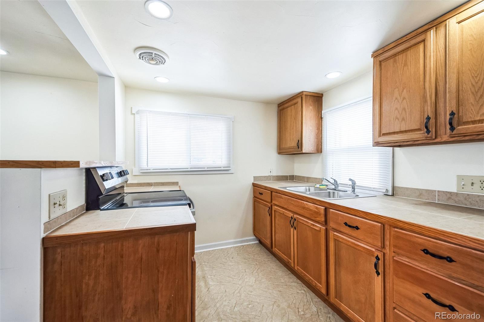 345 E Woodward Avenue