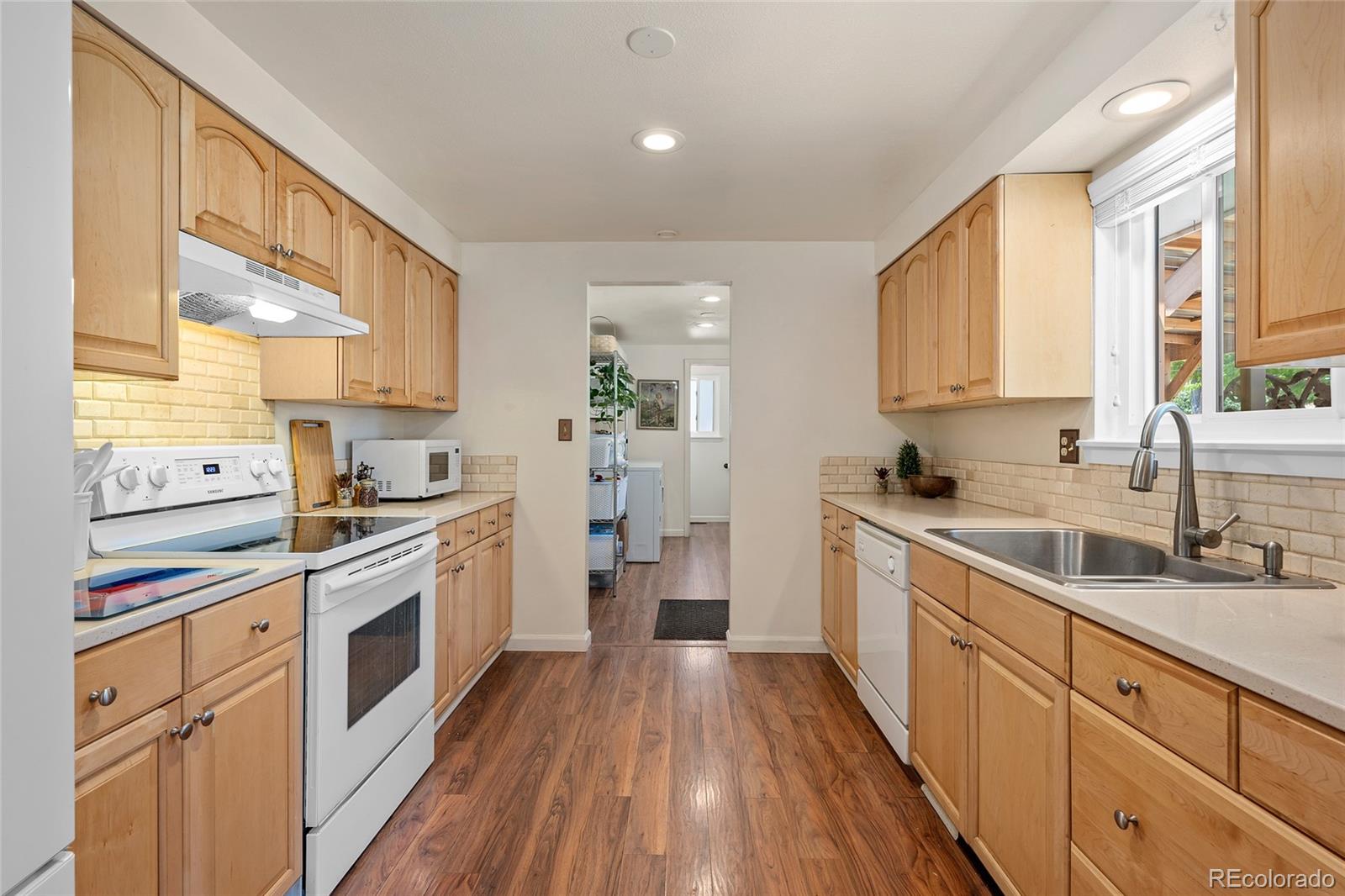 213 W 50th Street
