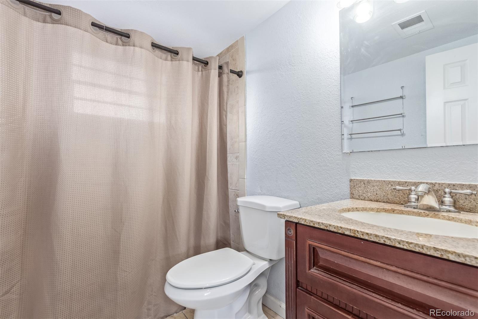 1081 E 119th Place