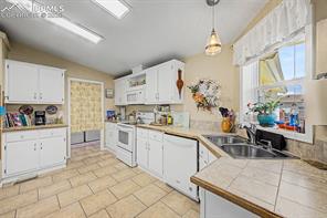 4687 Pine Marten Point