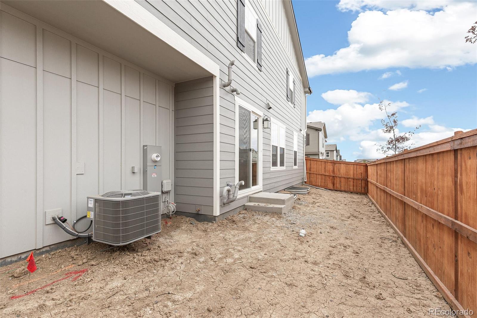28708 E 6th Place
