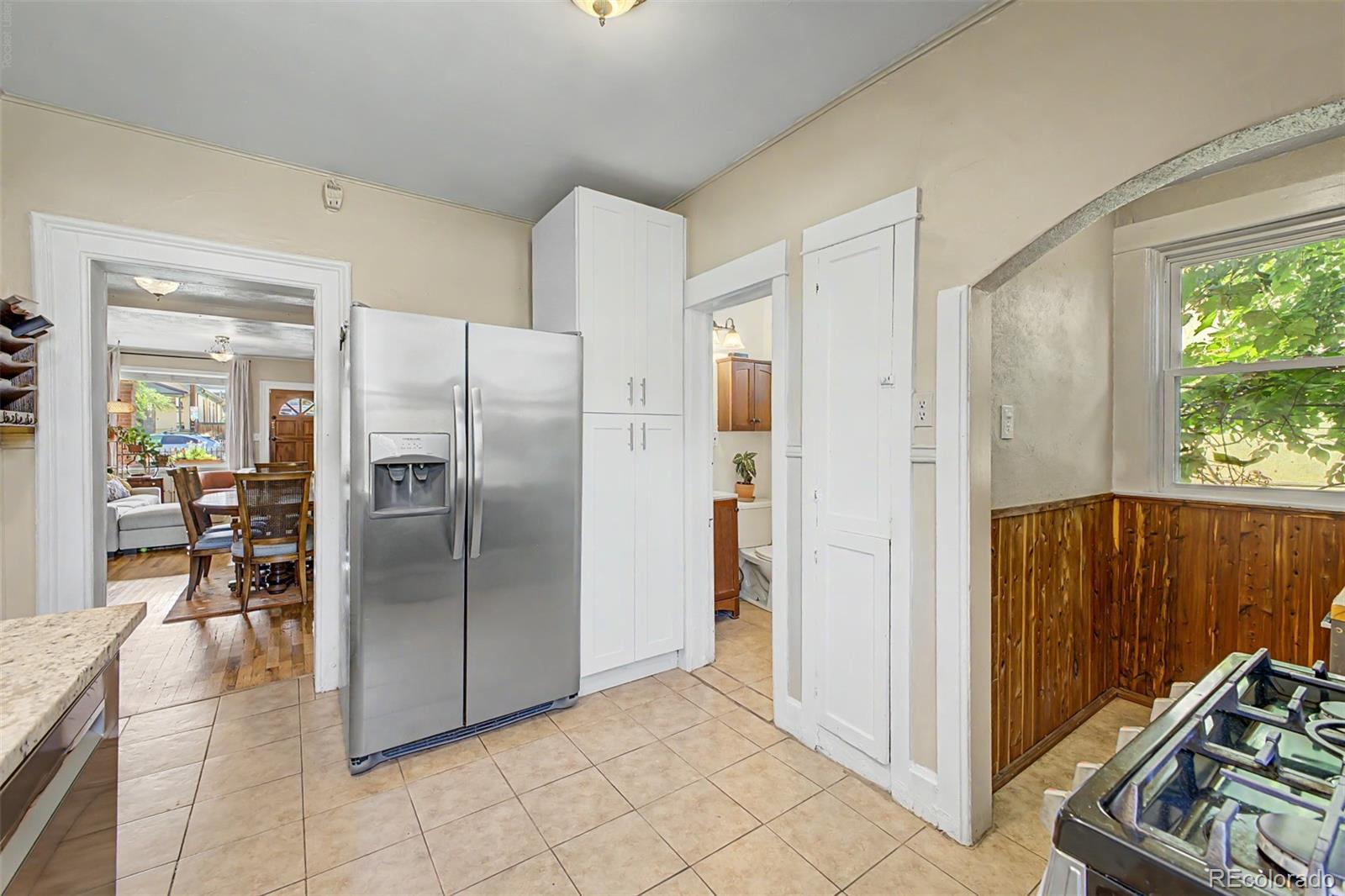1052 Lipan Street