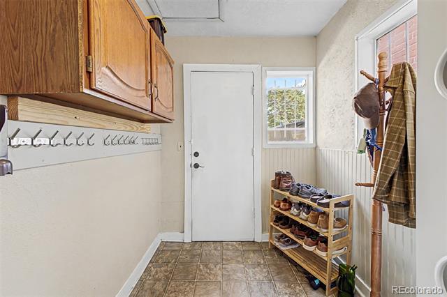 1052 Lipan Street