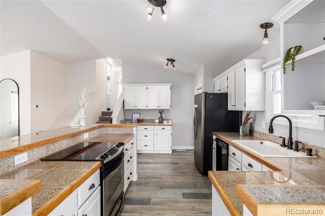 3420 Red Maple Court