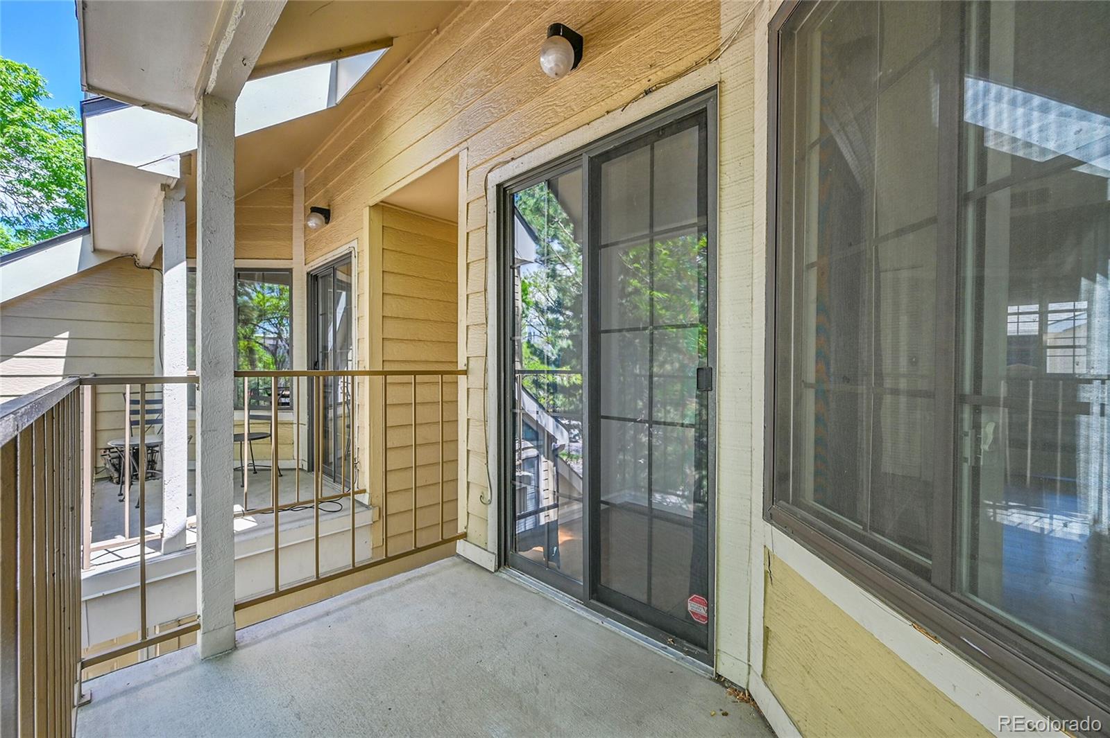 980 S Dahlia Street Unit: F