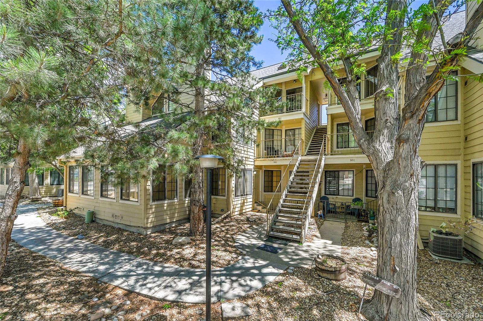 980 S Dahlia Street Unit: F