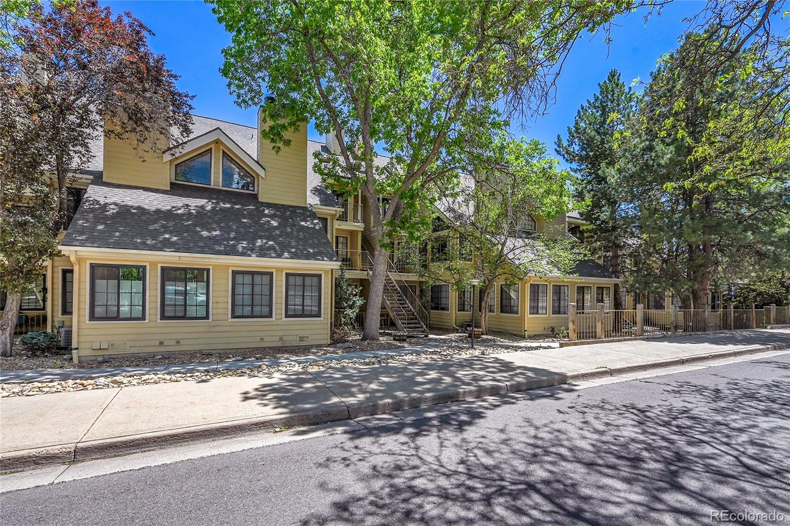 980 S Dahlia Street Unit: F