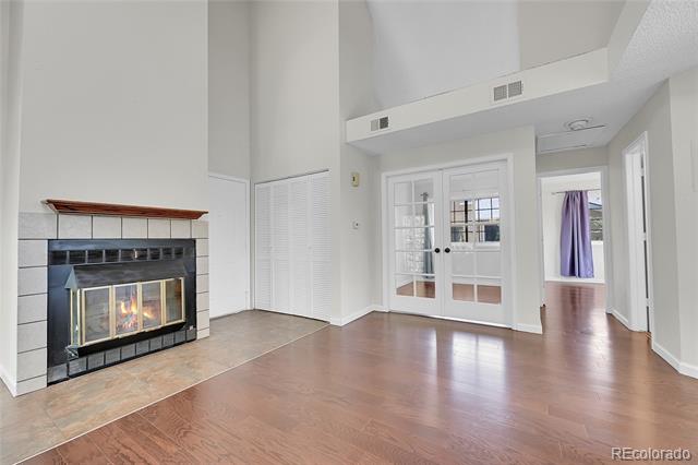 980 S Dahlia Street Unit: F