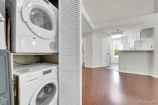 980 S Dahlia Street Unit: F