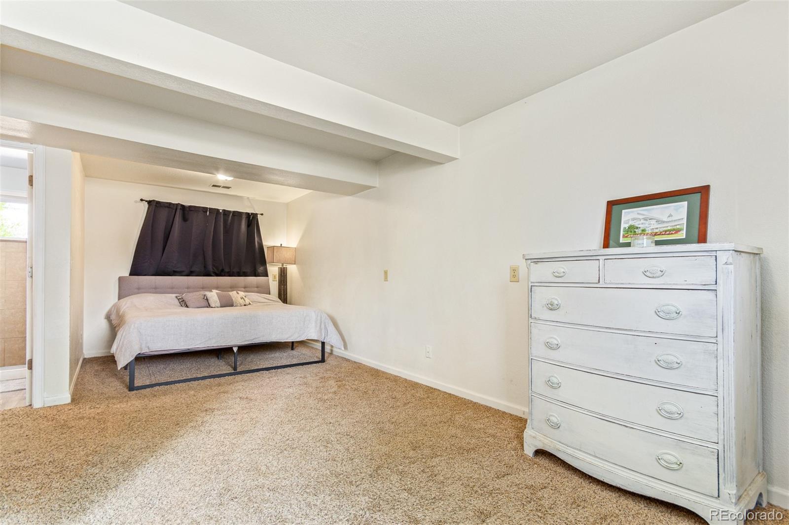 118 S 6th Street