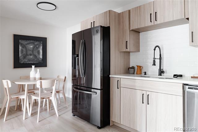 7395 E Eastman Avenue Unit: 202N