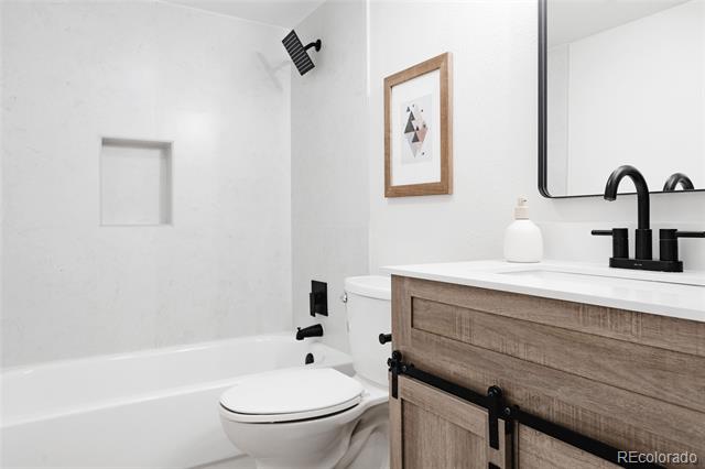 7395 E Eastman Avenue Unit: 202N