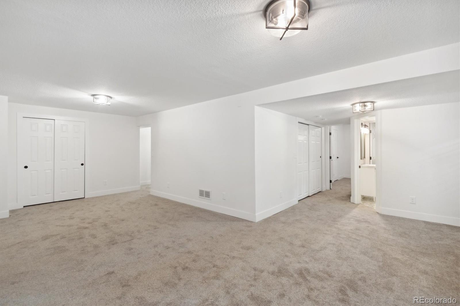 10511 Oakmoor Lane