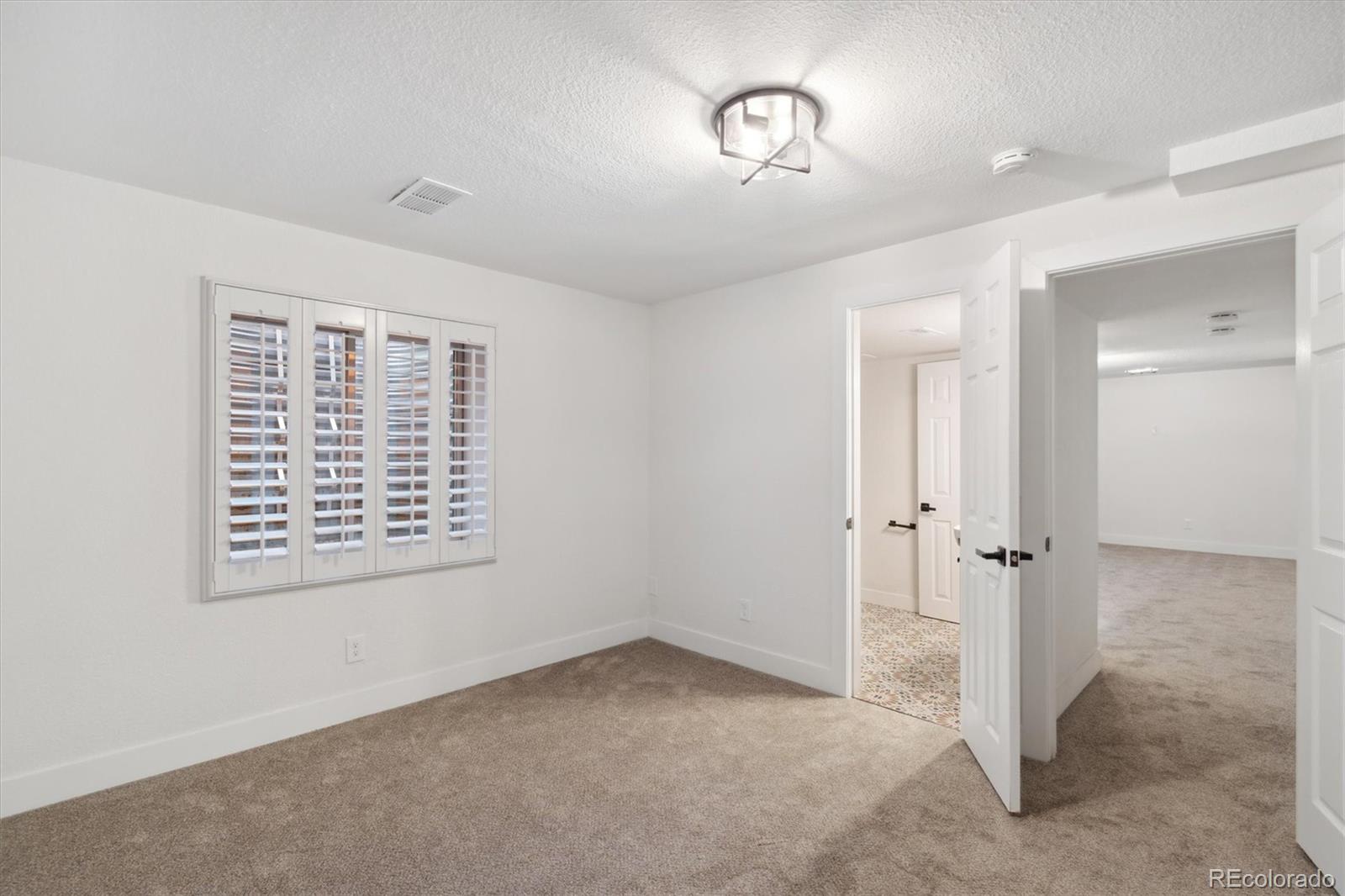 10511 Oakmoor Lane