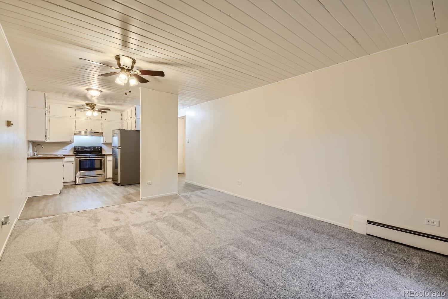 655 S Clinton Street Unit: 10B