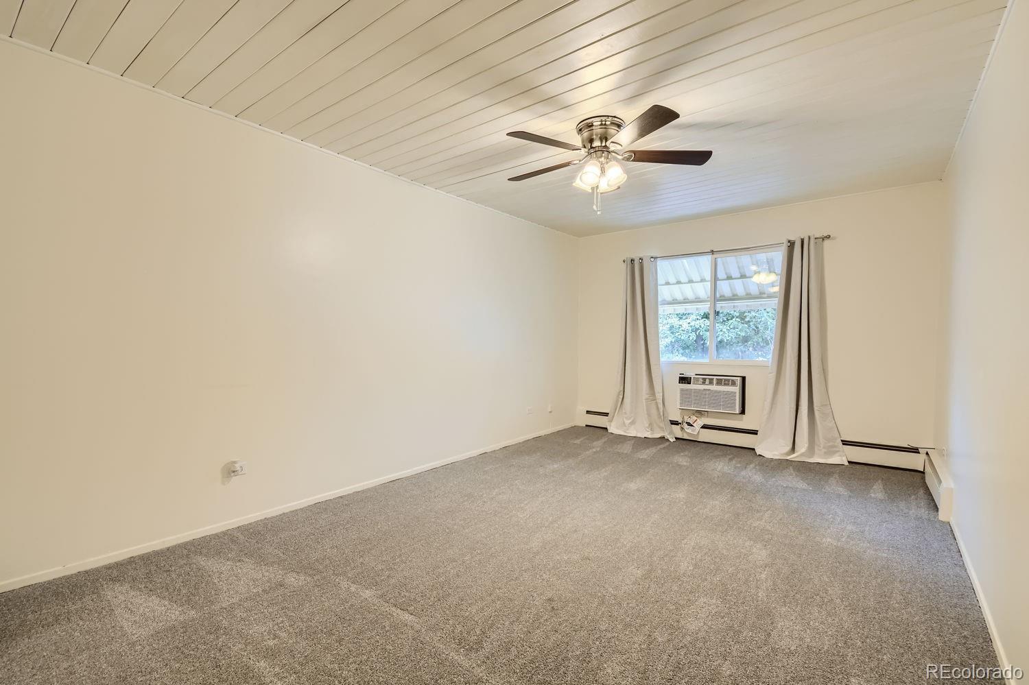655 S Clinton Street Unit: 10B