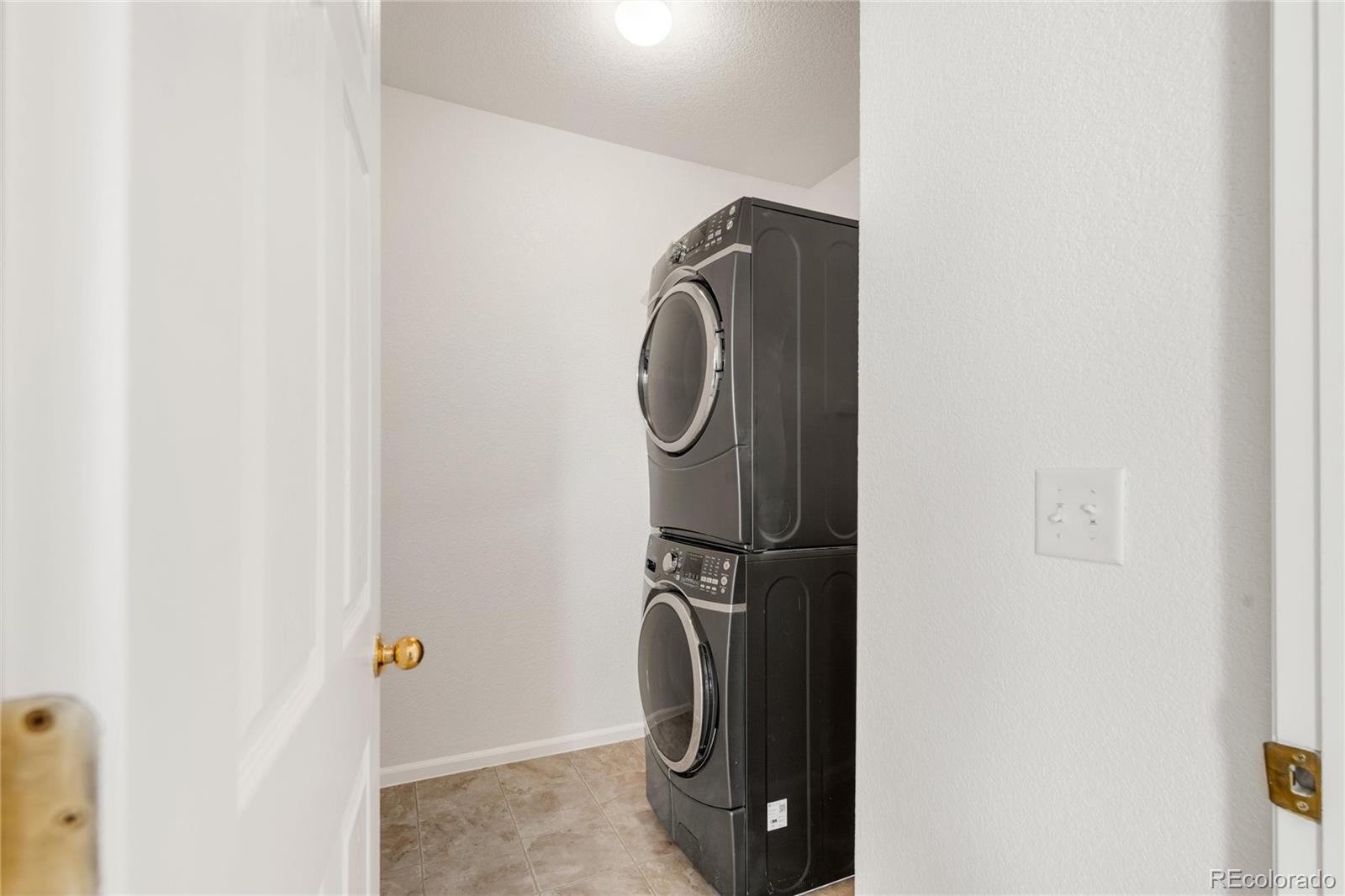 14221 E 1st Drive Unit: 306
