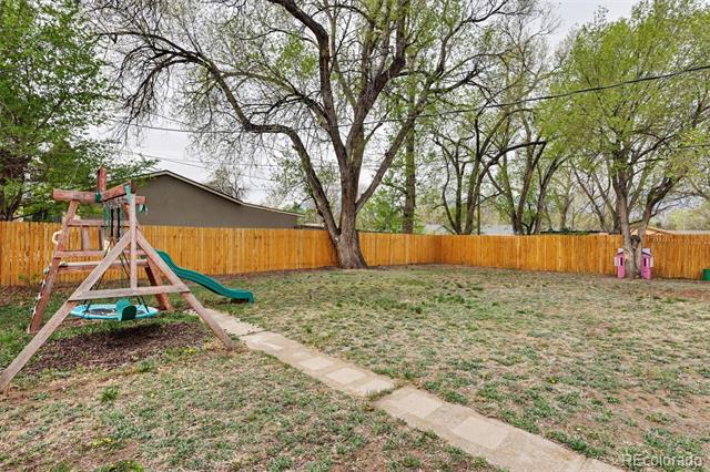 2619 E Bijou Street
