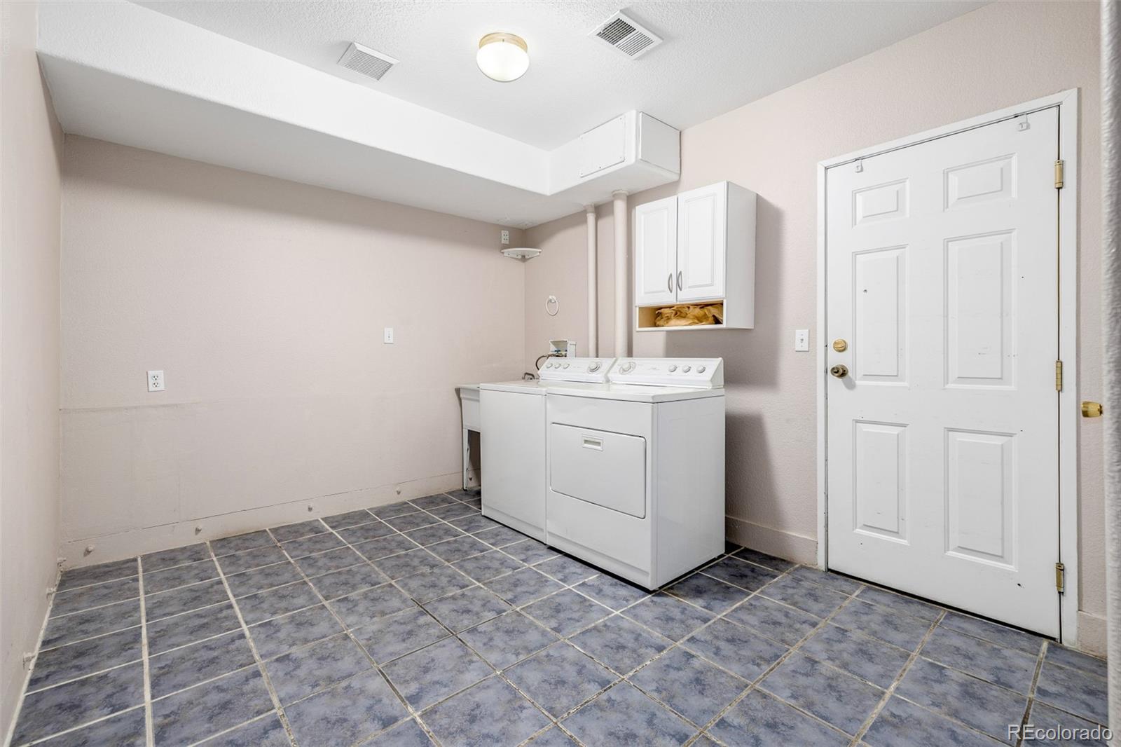1326 S Danube Way Unit: 104