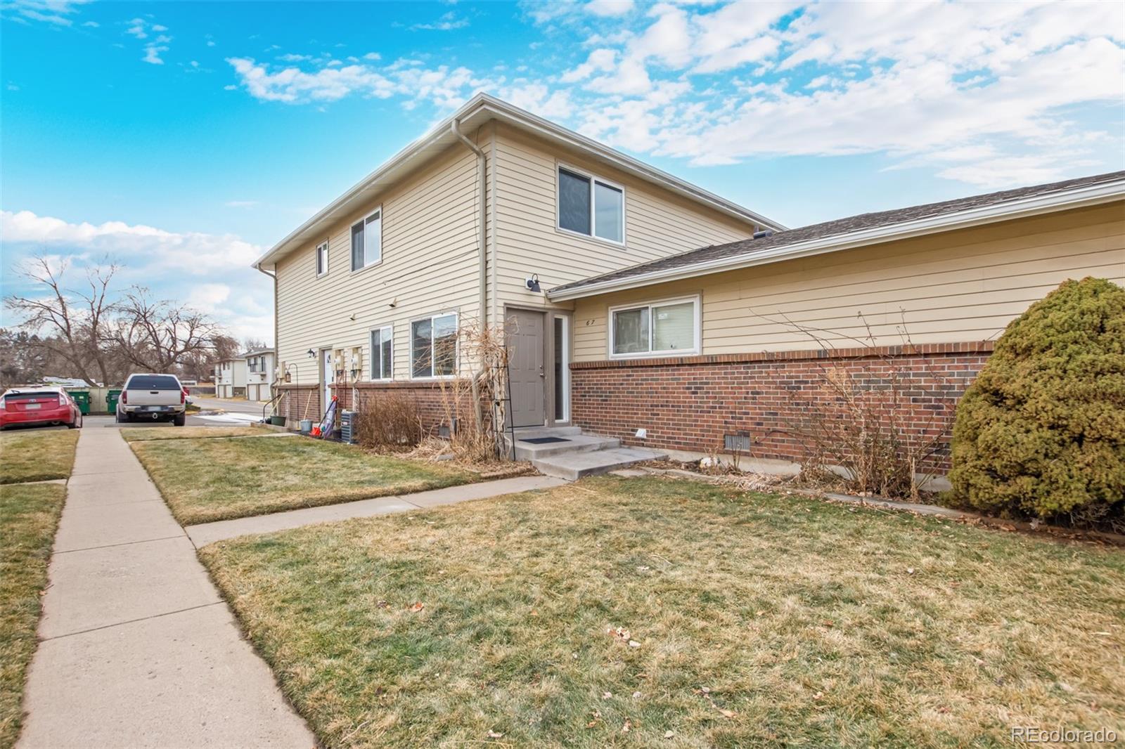 3354 S Flower Street Unit: 67