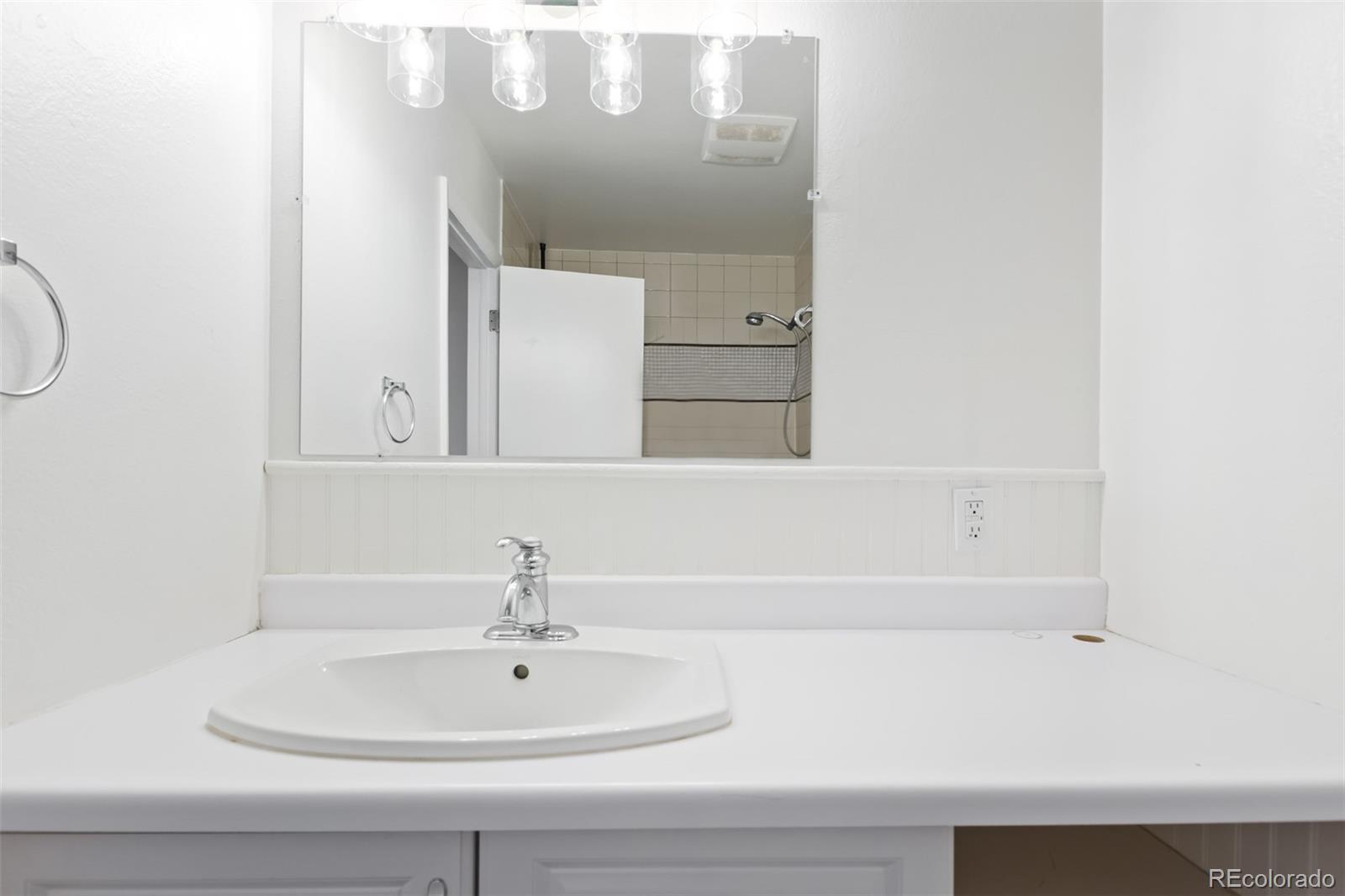 3354 S Flower Street Unit: 67