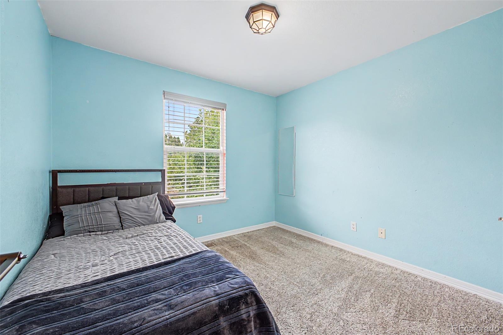 1112 Sandpiper Lane