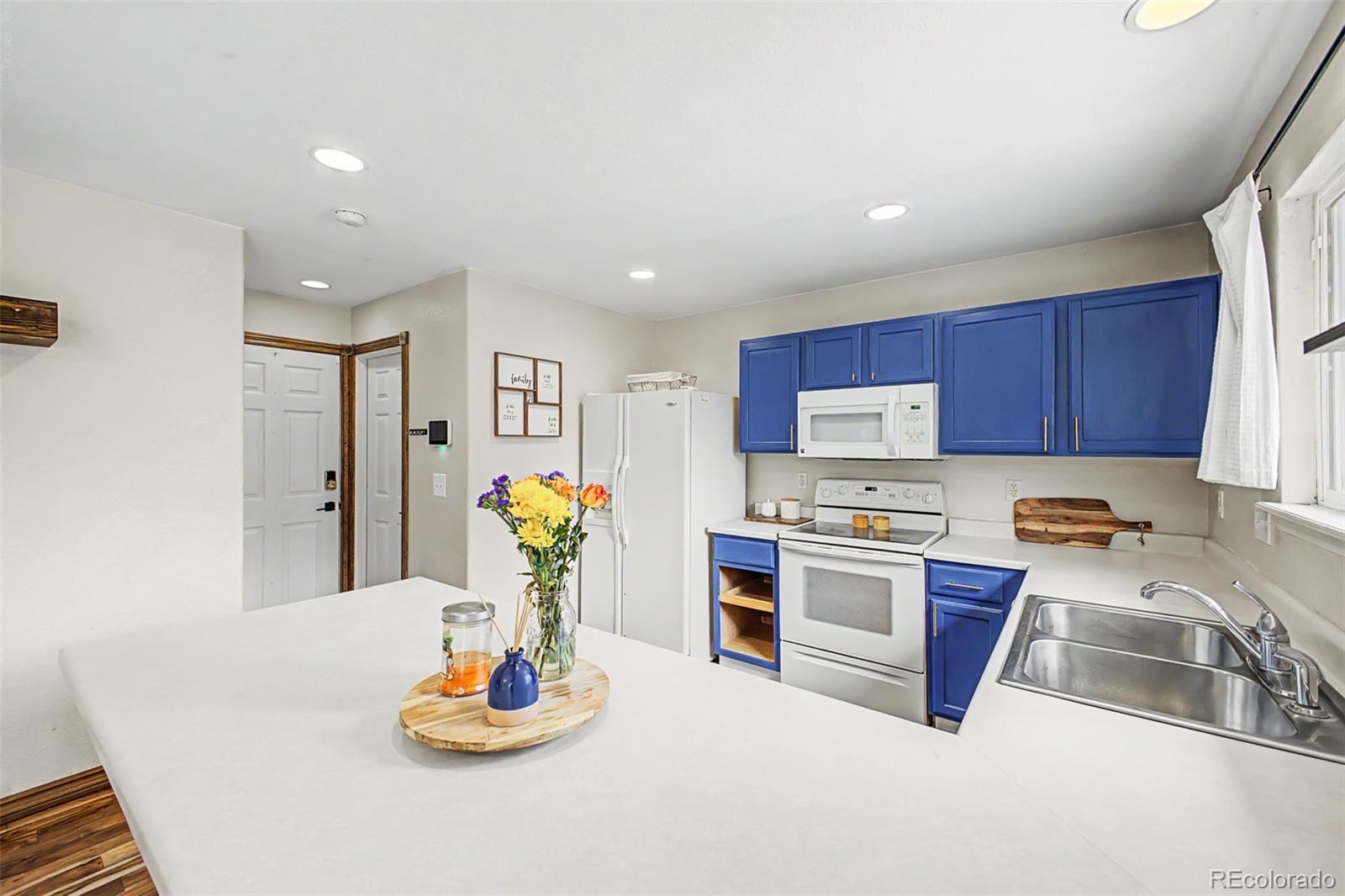 1112 Sandpiper Lane