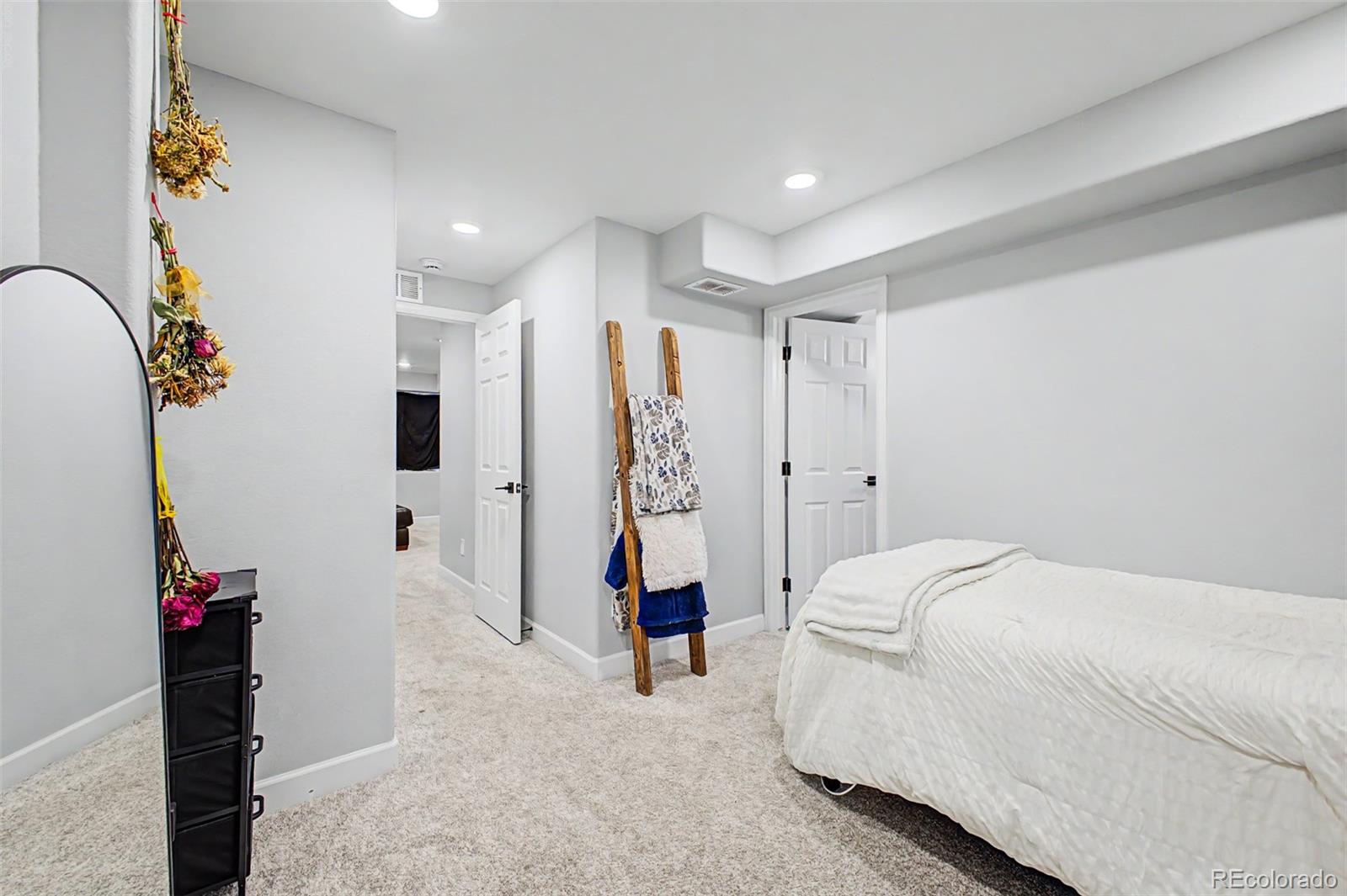 1112 Sandpiper Lane