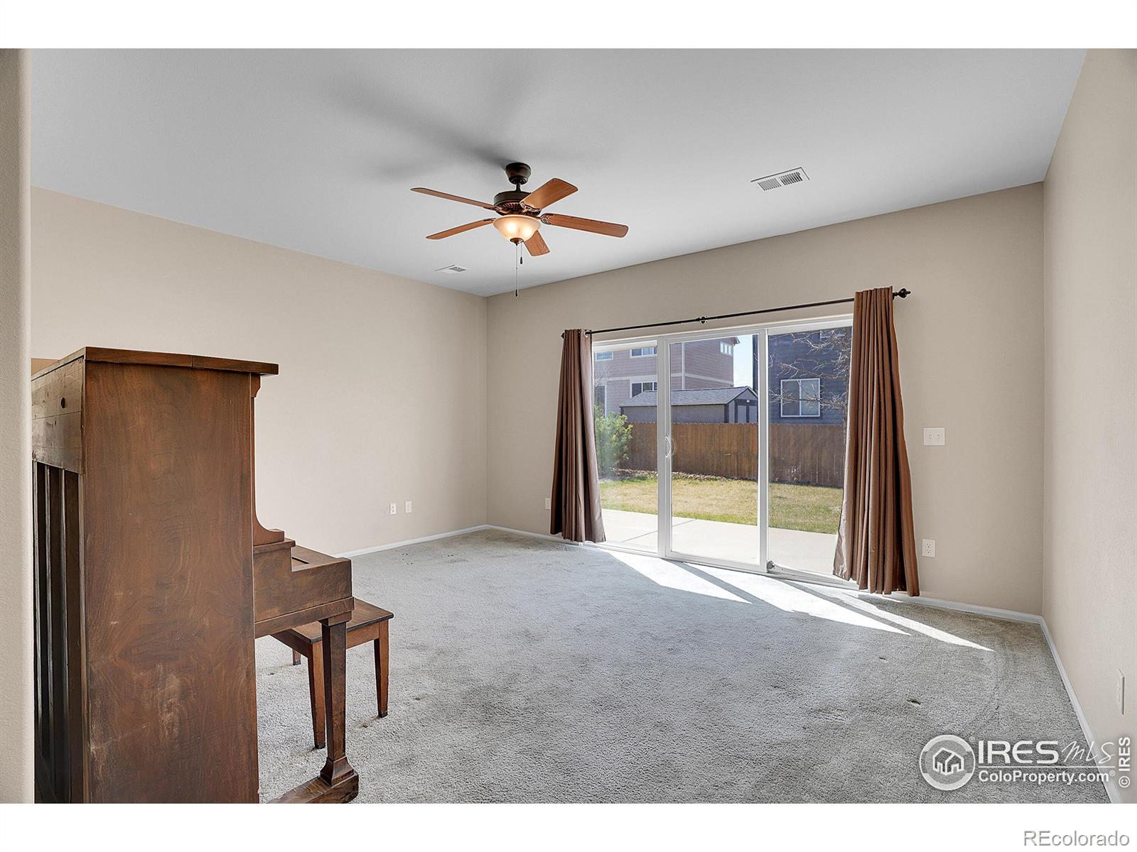 464 Homestead Lane