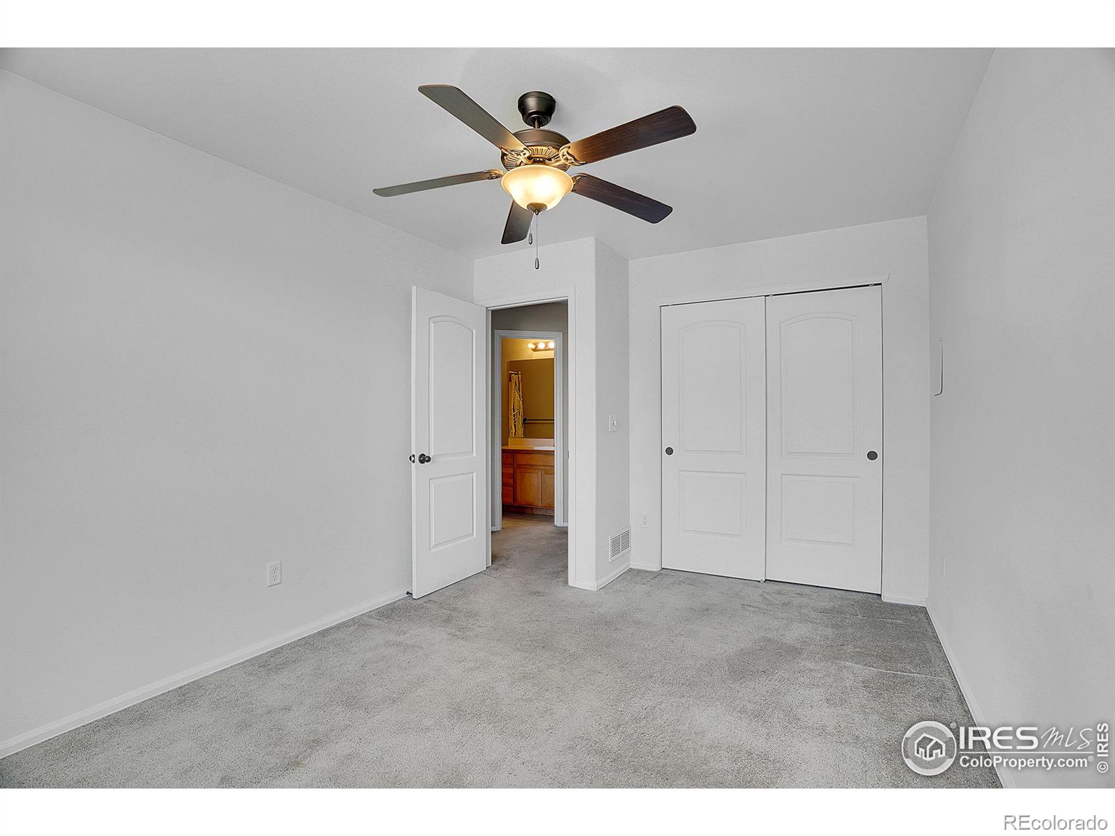 464 Homestead Lane