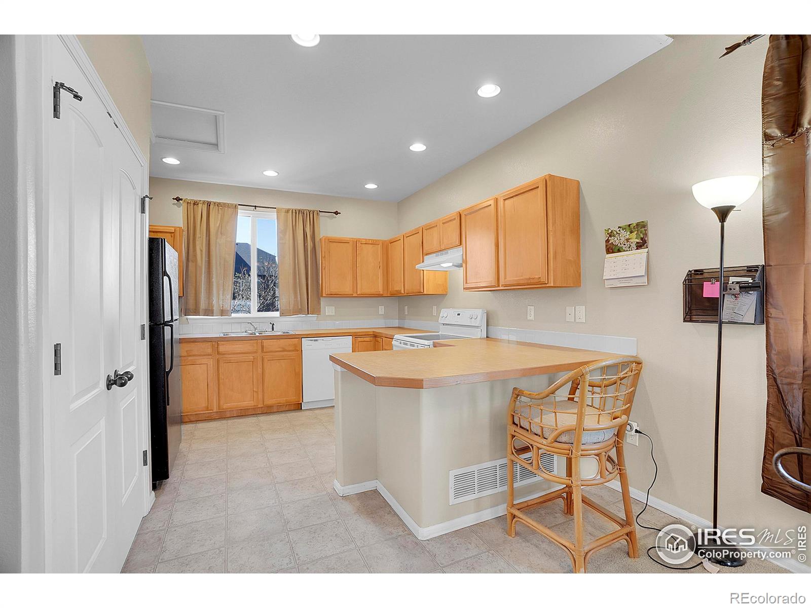 464 Homestead Lane