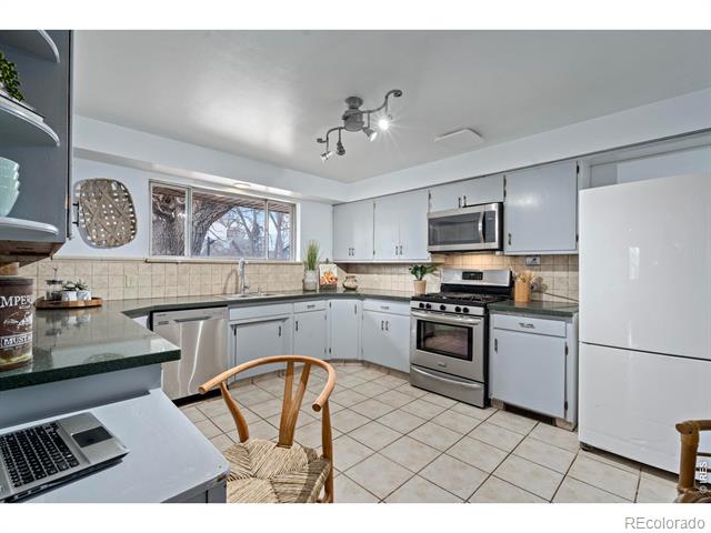 515 3rd Street