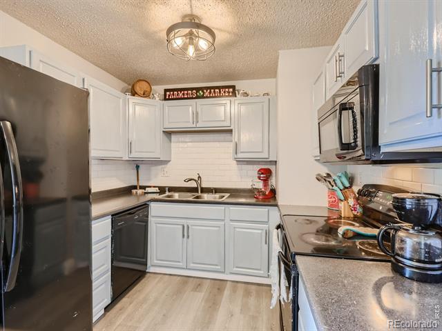 317 E Taylor Avenue