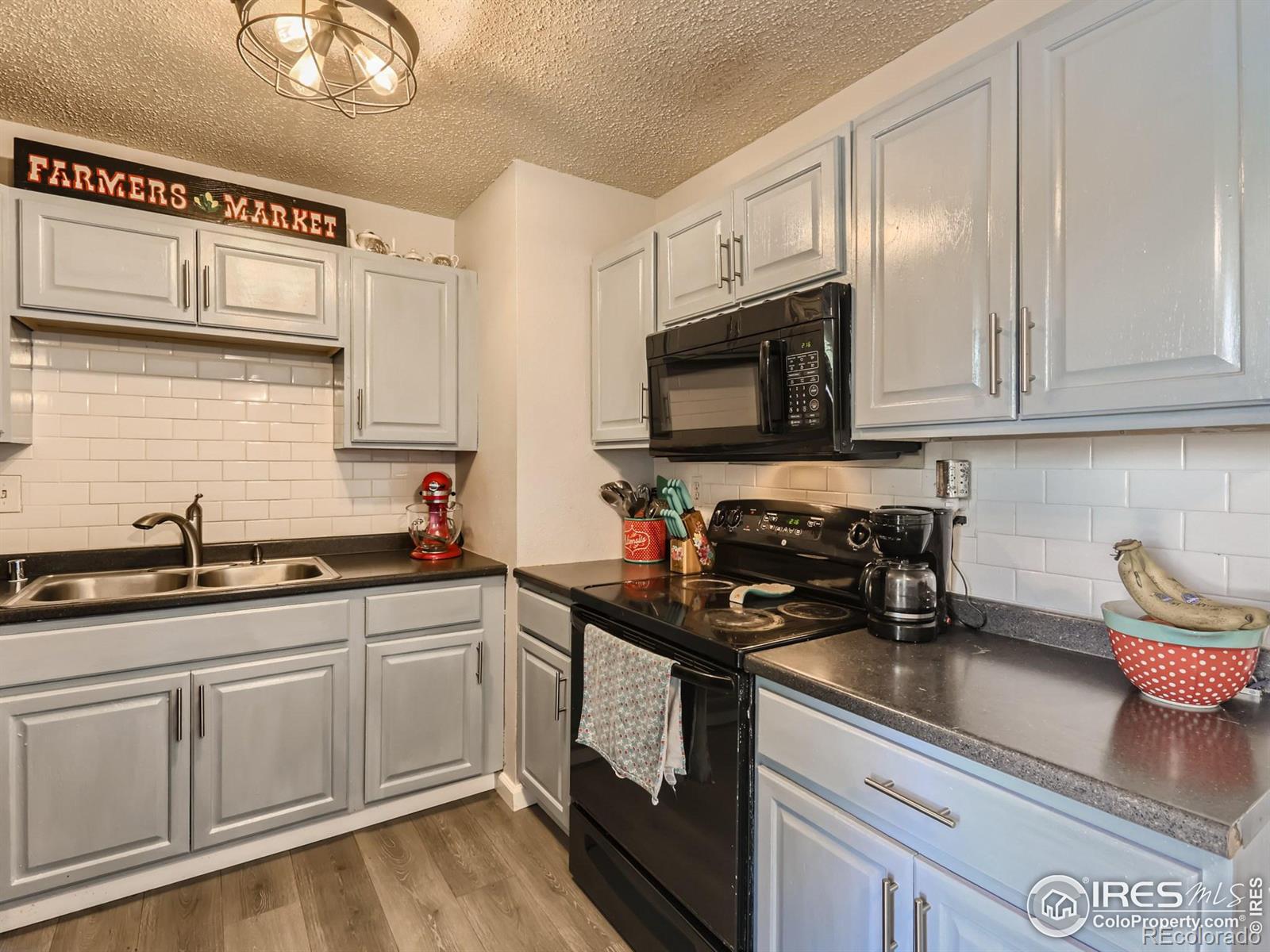 317 E Taylor Avenue