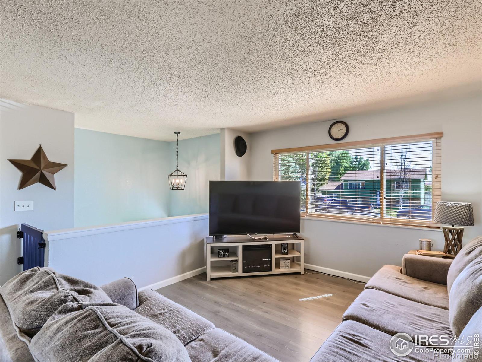 317 E Taylor Avenue