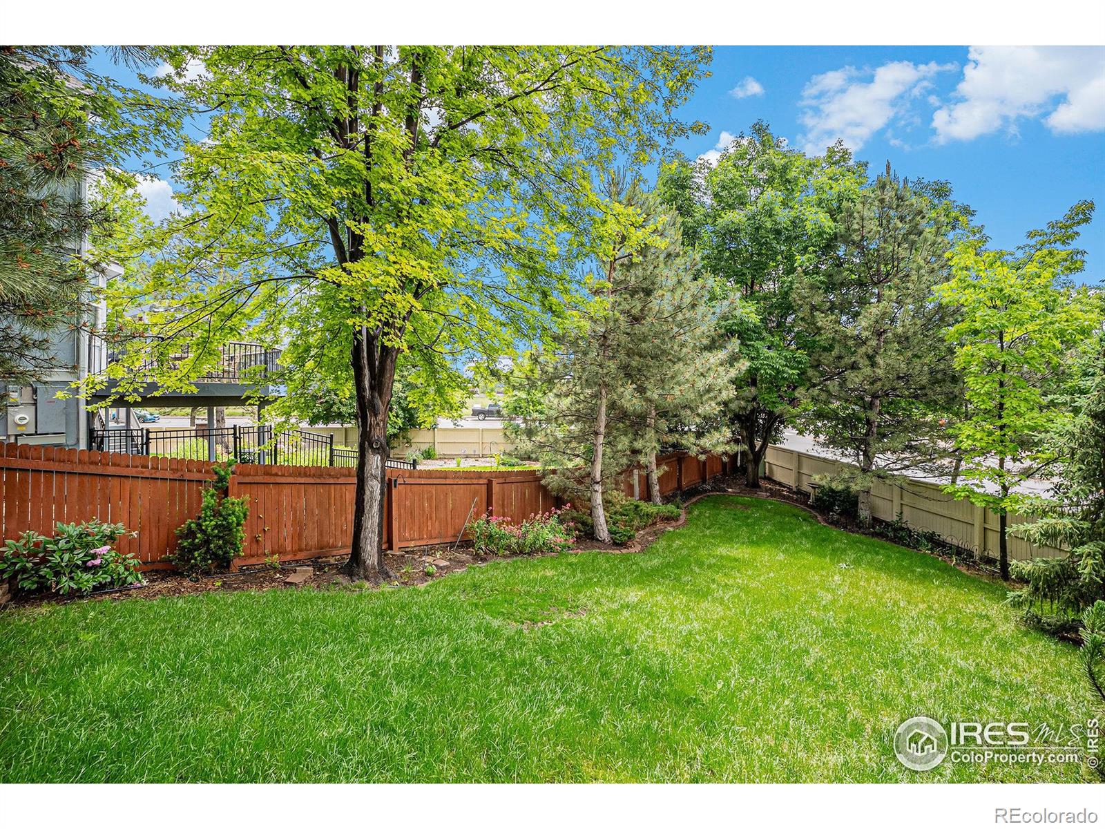 1477 Akers Court