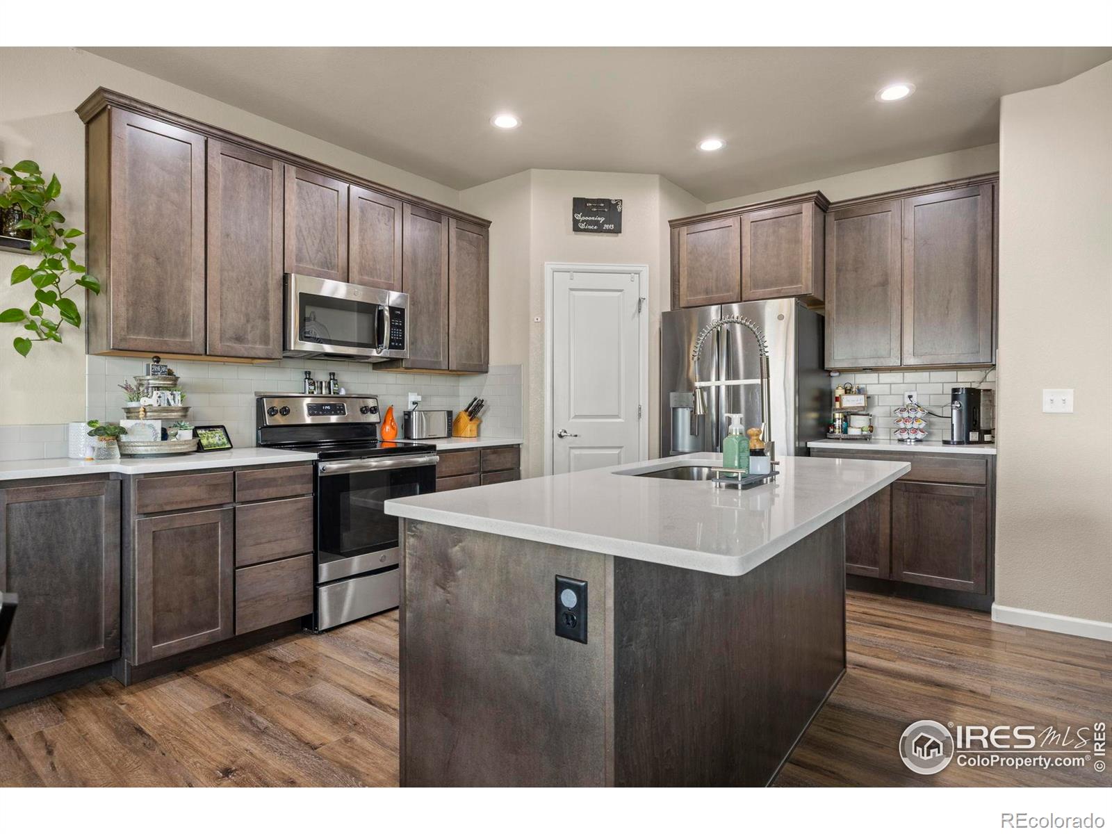 2105 Saddleback Drive