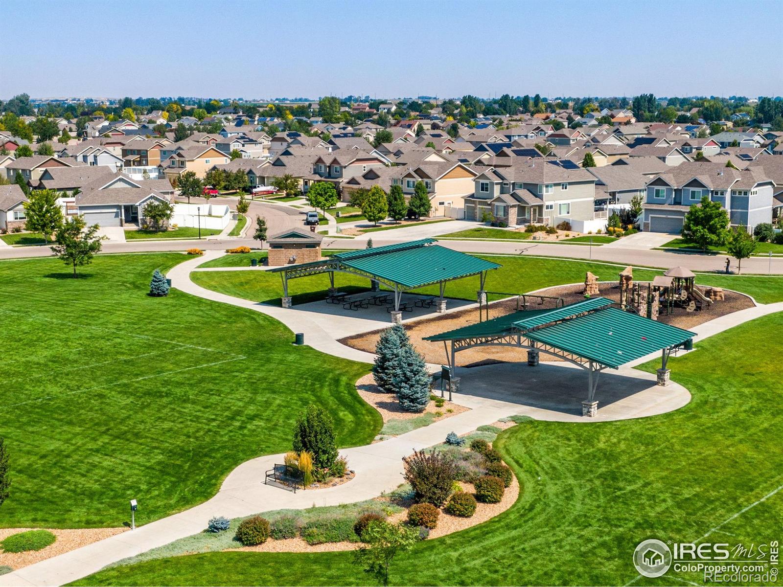 562 Ellingwood Pointe Drive