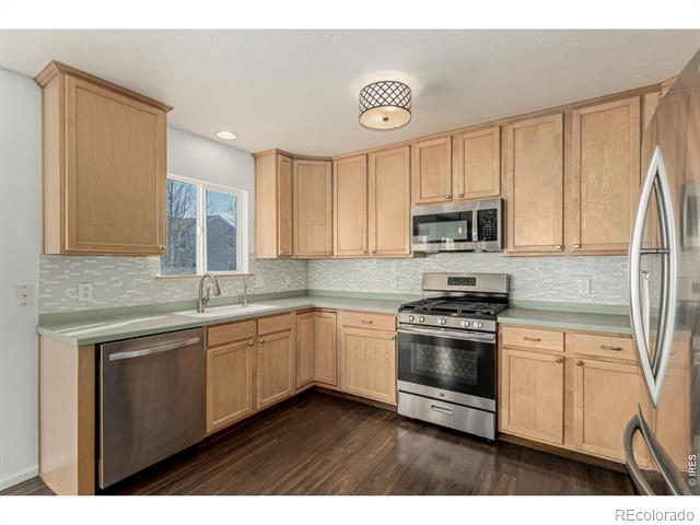 1504 Persian Avenue
