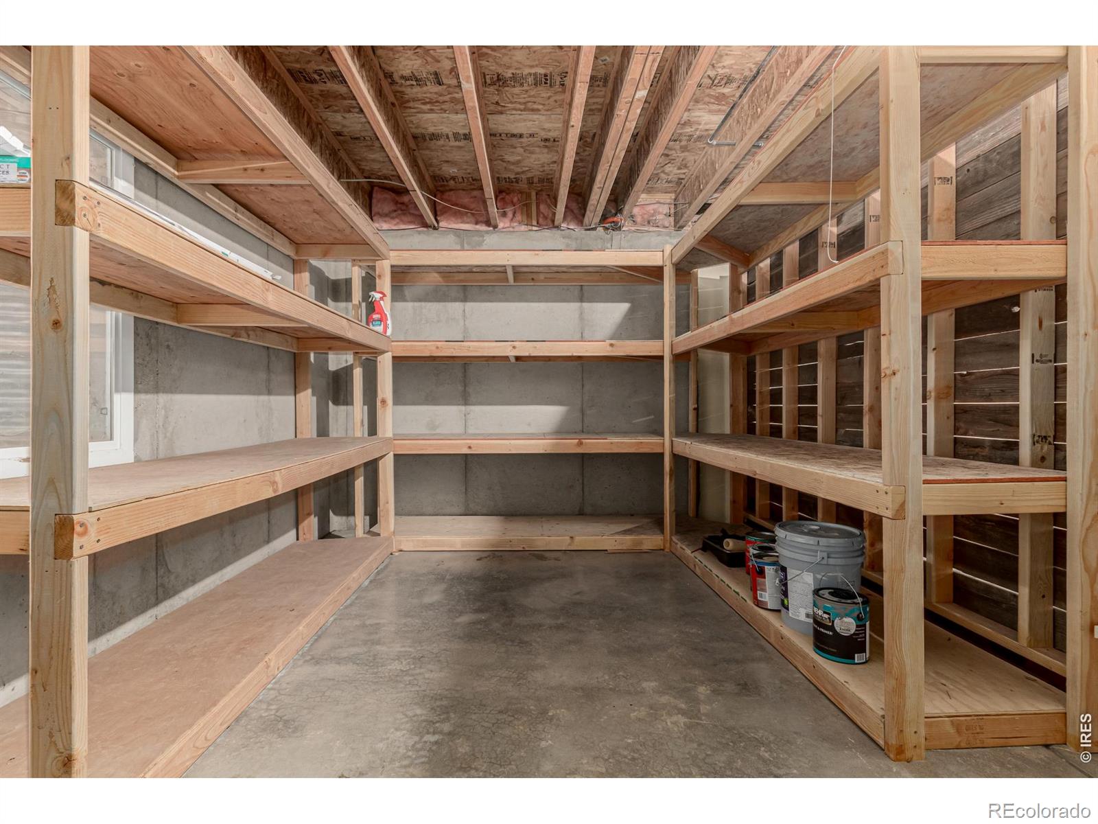 1504 Persian Avenue